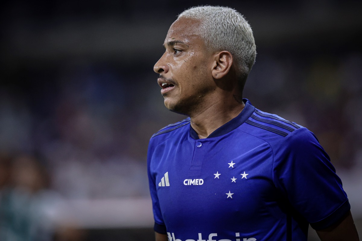 Bronca da torcida em cima de Ronaldo é motivo para desabado feito por Matheus Pereira