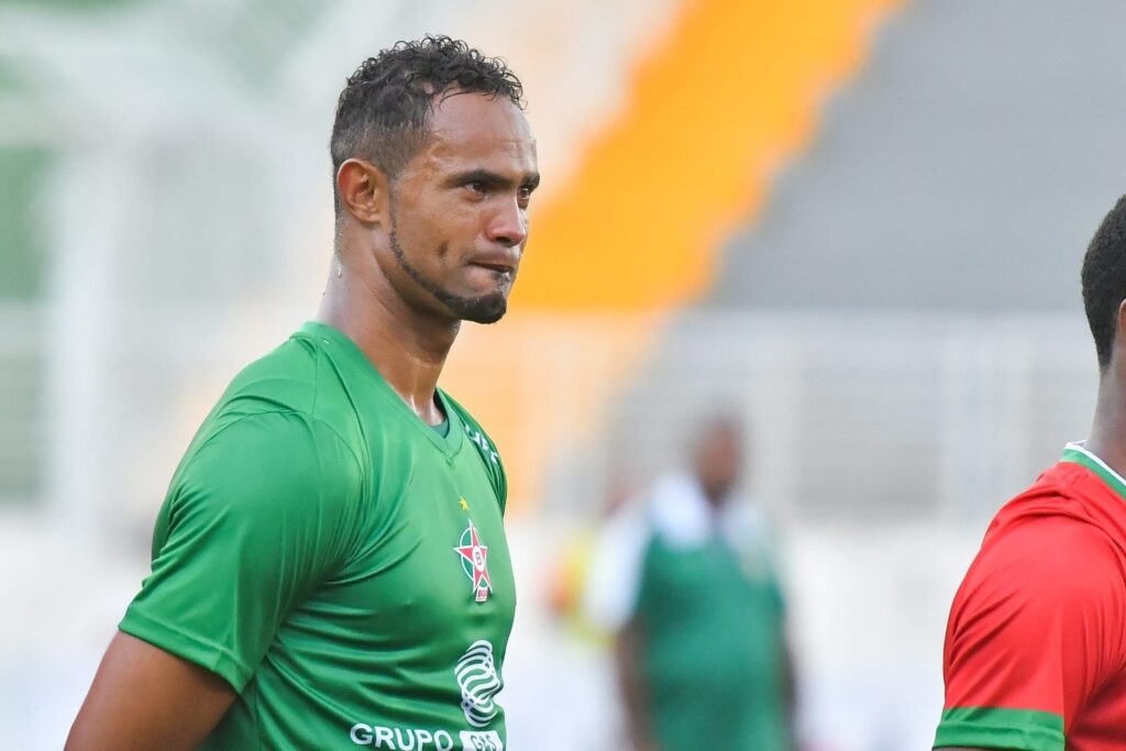 Em seu retorno ao Rio, Goleiro Bruno precisou fugir de estádio após eliminação