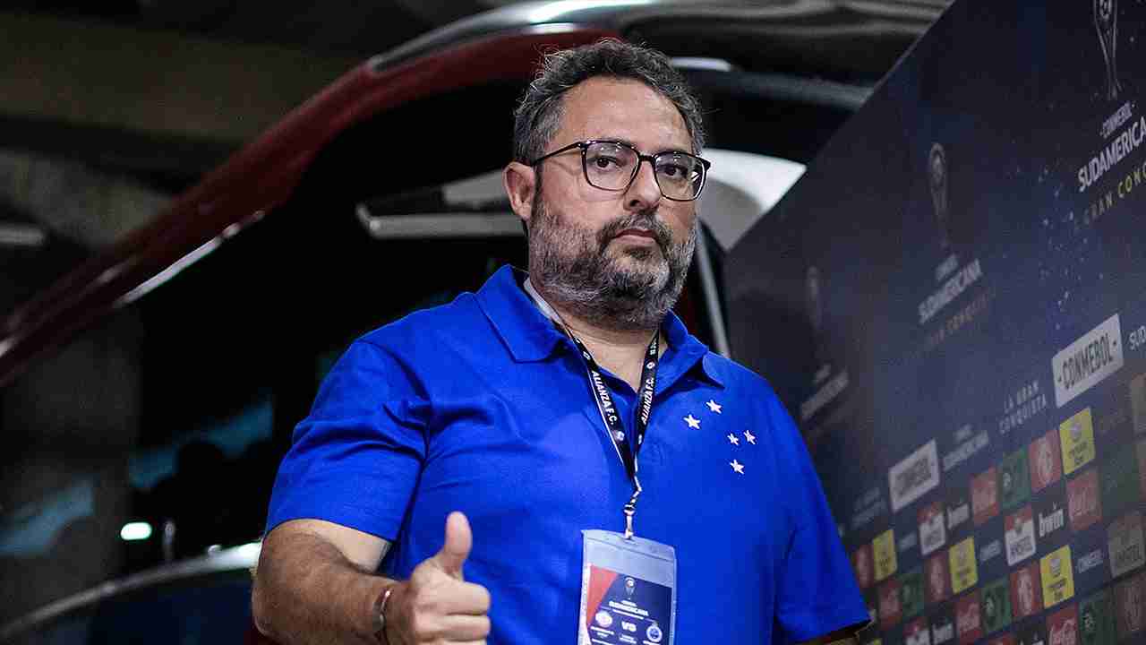Contratações não acabaram: Cruzeiro fecha com lateral-esquerdo ex-Fluminense