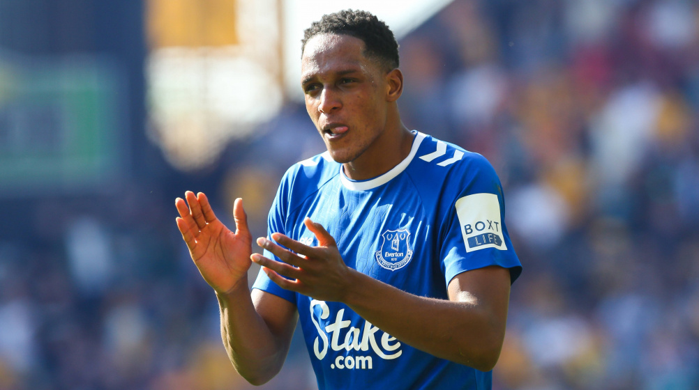 Interesse do Cruzeiro por Yerry Mina esfria e zagueiro é oferecido para outro time brasileiro