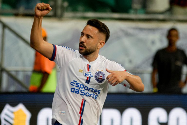 Éverton Ribeiro assinou contrato até o fim de 2025 para ganhar R$ 1,3 milhão mensal