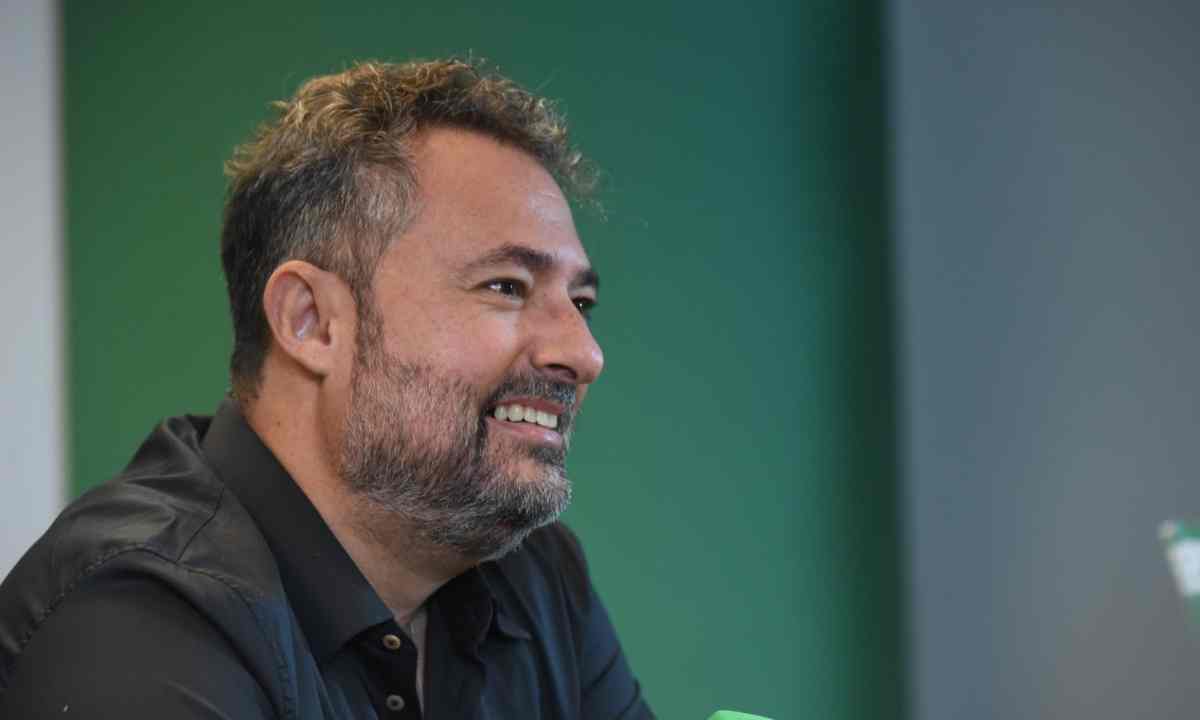 Cruzeiro age rápido e define substituto de Juan Dinenno