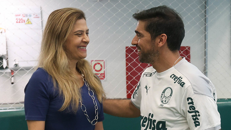 Abel Ferreira pede e jogador de R$ 492 milhões vai reforçar o Palmeiras