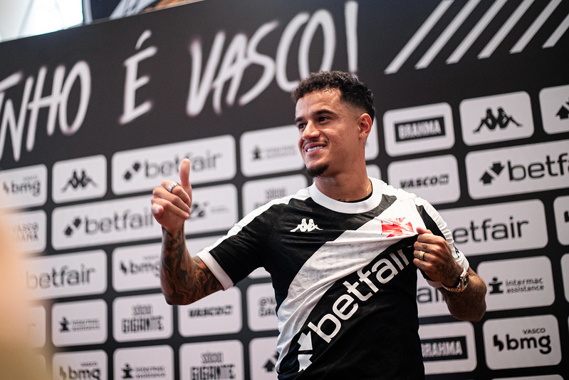 Philippe Coutinho encerra ciclo no Vasco e tira peso das costas
