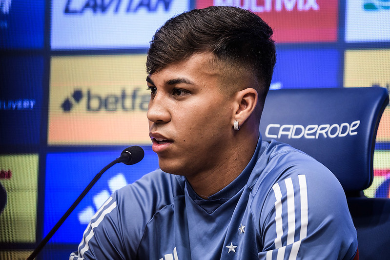 Kaio Jorge não tem medo de punição e detona arbitragem