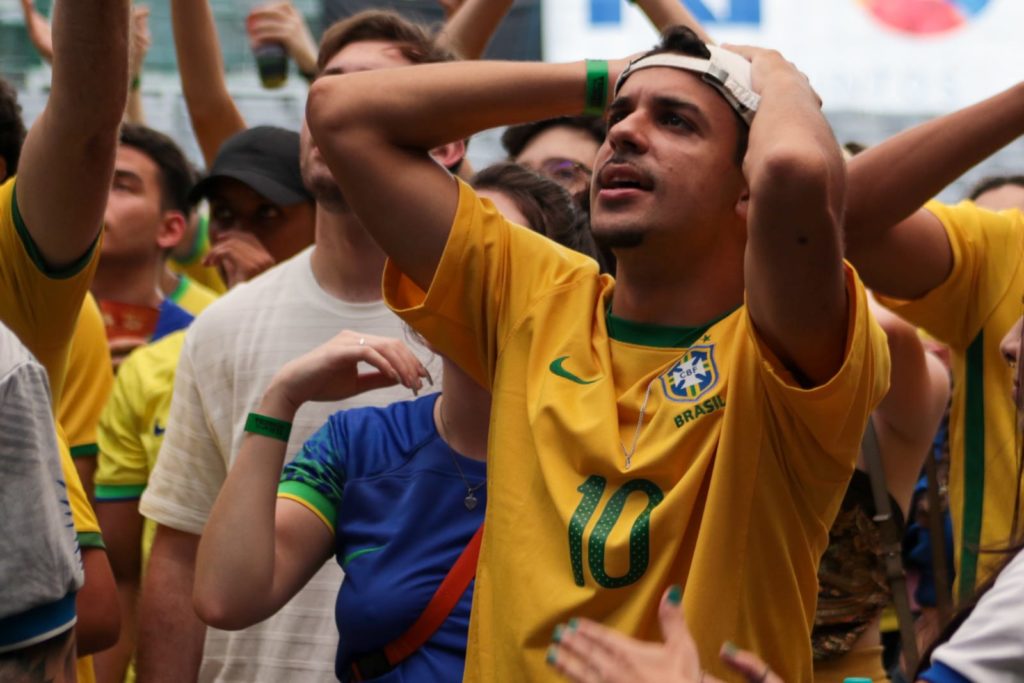 Treinador da Seleção Brasileira pede demissão imediata
