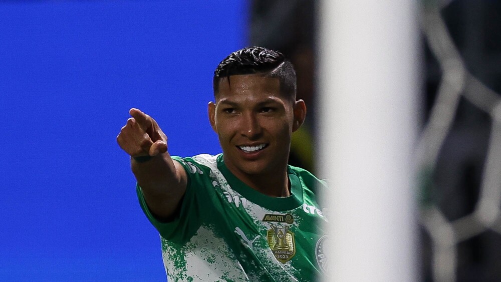 André Hernan trouxe informação açucarada sobre Rony no Cruzeiro