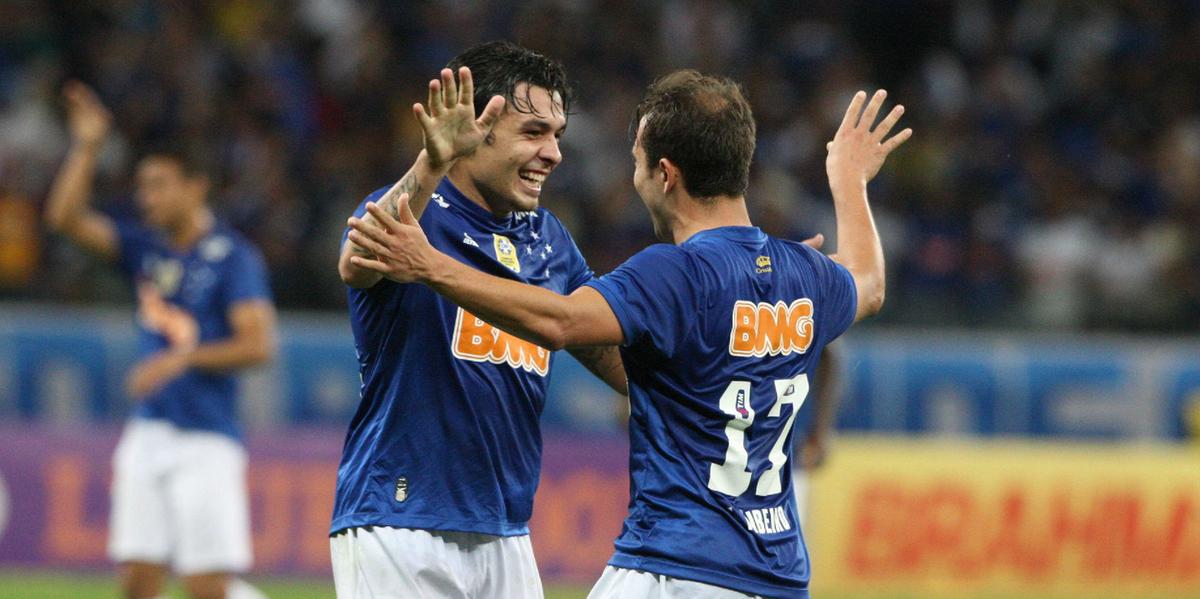 Ídolo do Cruzeiro dobrou e entregou a camisa no Bahia para se dedicar ao beach tennis