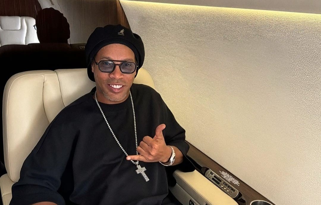 Ronaldinho Gaúcho impôs apenas uma condição para jogar de graça com a camisa azul