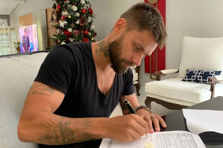 Clube brasileiro pode ser comprado por Rafael Sóbis, ídolo do Cruzeiro