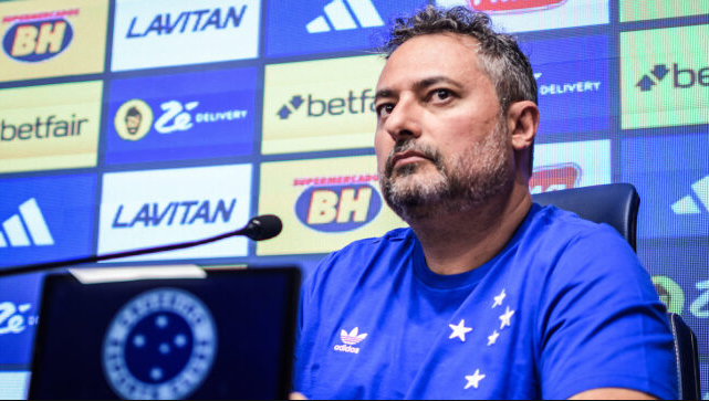 MARTELO BATIDO: Cruzeiro define futuro de Alexandre Mattos