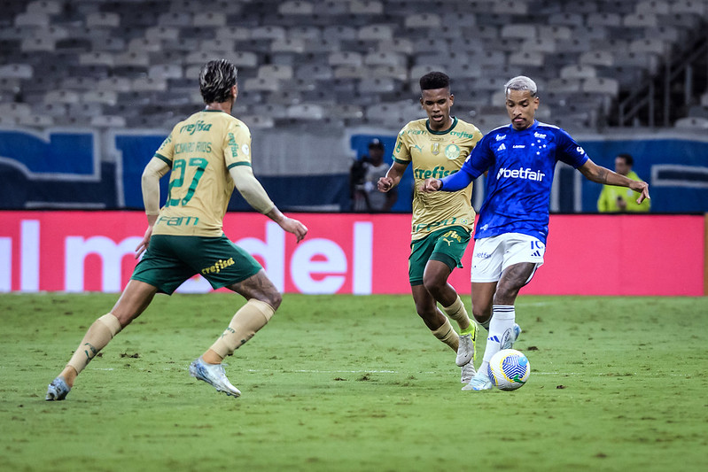 Palmeiras aplicou Lei do Futebol para vencer o Cruzeiro no Mineirão