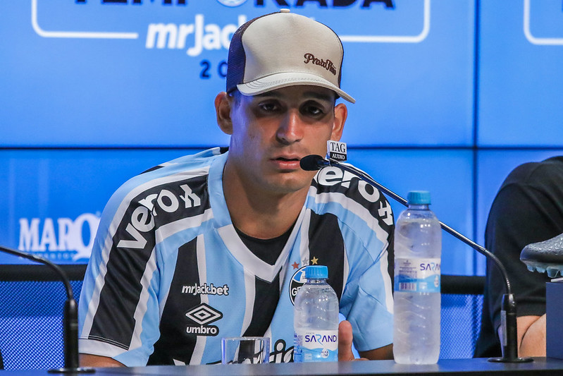 Cruzeiro praticamente joga a toalha com pedida do Grêmio por Cristaldo