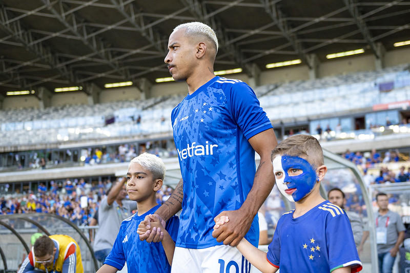 Quentinha sobre a ida de Matheus Pereira para o Palmeiras chega de São Paulo