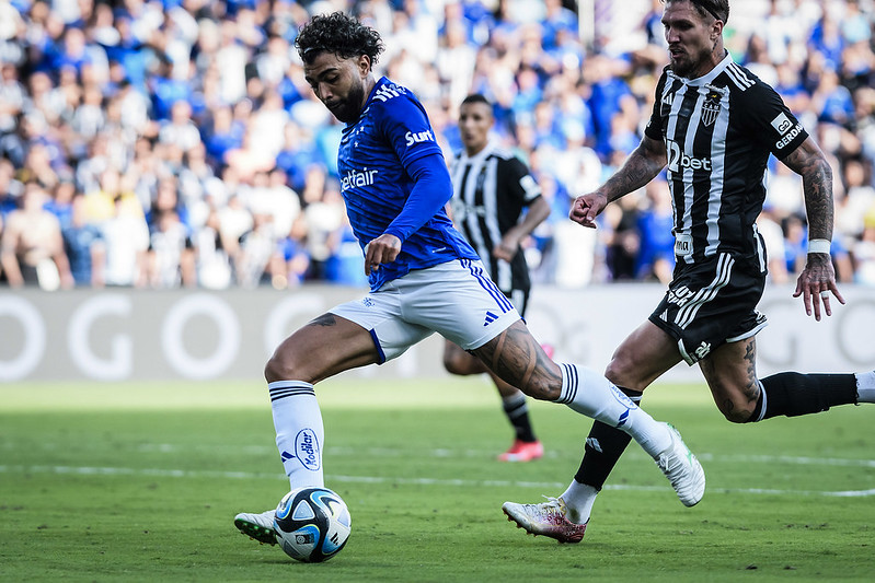 Mas já? Efeito Gabigol gera mudança no quadro de centroavantes do Cruzeiro