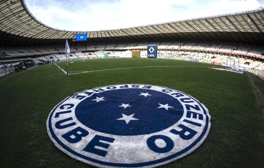 Vale a pena? Melhor jogador da Copa América fica livre para o Cruzeiro contratar