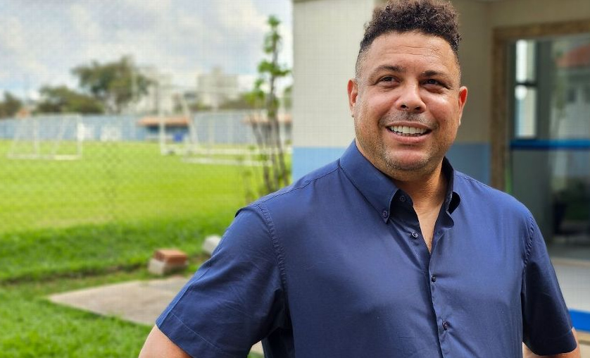 Ronaldo Fenômeno esquece o Cruzeiro e negocia lateral com o São Paulo