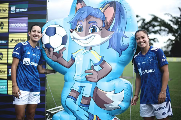 Adeus Raposão e Raposinho? Cabulosa é a nova mascote do Cruzeiro