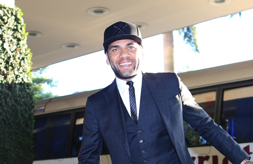 Daniel Alves celebrou vitória na Justiça com pagamento de R$ 17 milhões