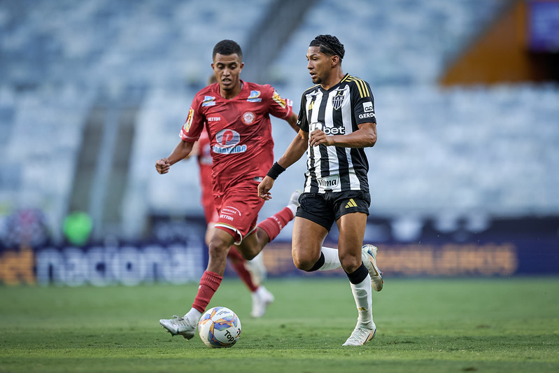 A primeira reclamação de Rony no Atlético-MG