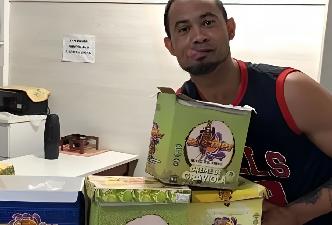 Goleiro Bruno agora é empresário e fatura muito durante o verão
