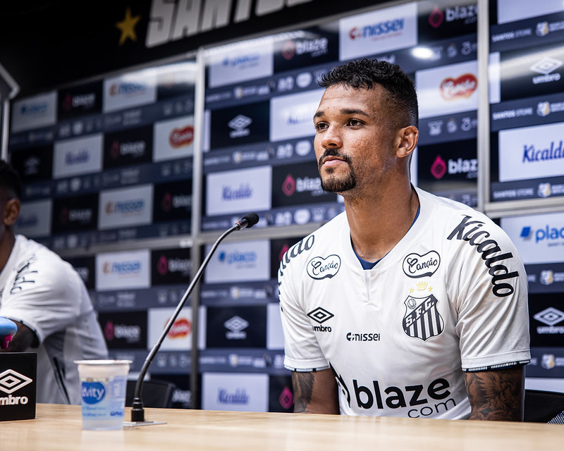 Zé Ivaldo vem dando o que falar por questões negativas no Santos