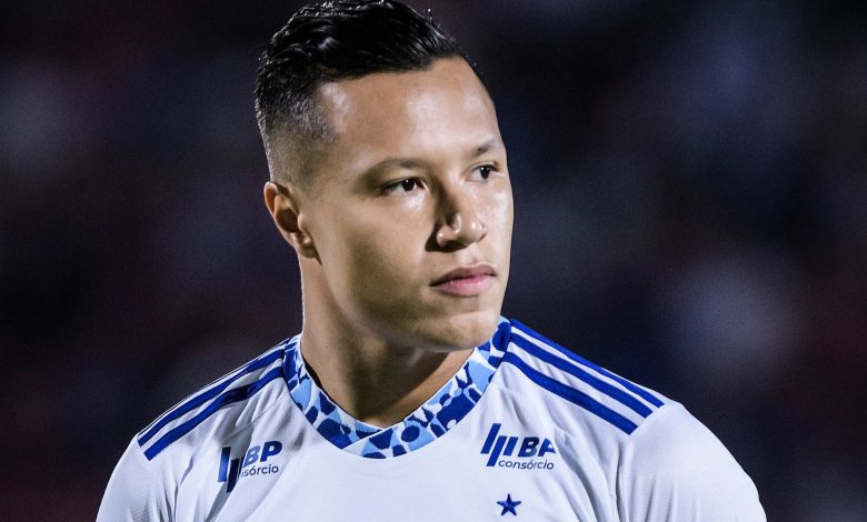 A conta chegou: Marlon finalmente se despede no Cruzeiro