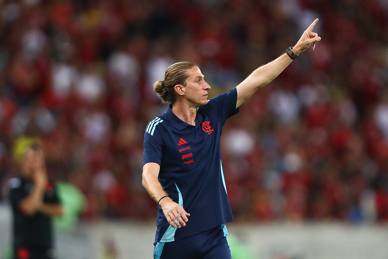 Flamengo garante salário astronômico para assinar com 3º colocado na Bola de Ouro