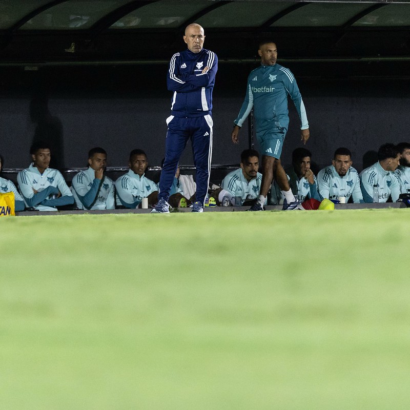 Jardim está pingando de suor com tanto trabalho que encontrou no Cruzeiro