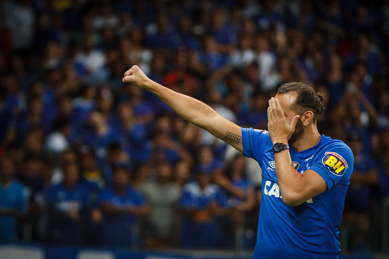 Hernán Barcos marca e encerra ciclo na carreira em grande estilo