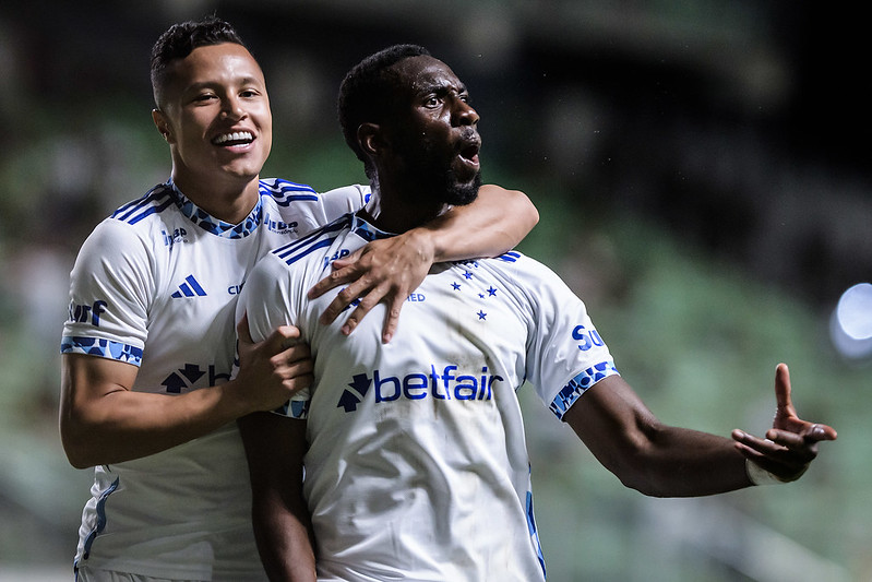 Cruzeiro não desiste de jogador e pode renovar contrato nos próximos meses
