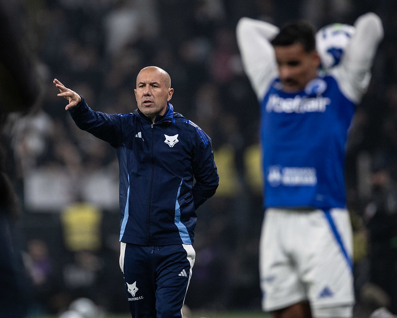 Logo após derrota, Leonardo Jardim fala sobre saídas no Cruzeiro