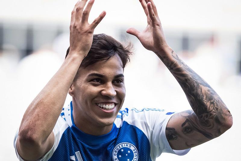 Quando quase ninguém esperava: Kaio Jorge confirma mudança no Cruzeiro