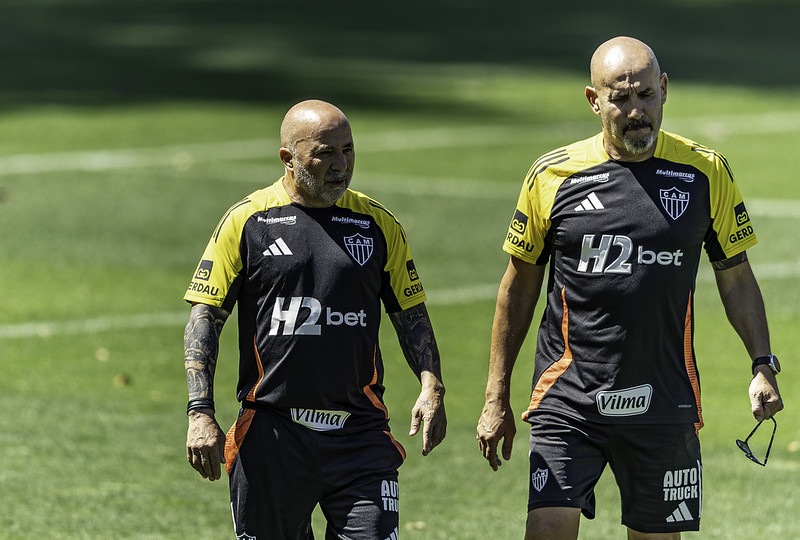 Sampaoli só chegou no Atlético-MG e já obrigou clube a fazer quatro contratações