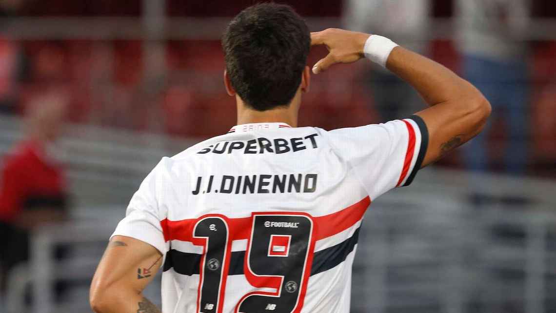 Dinenno mal deixou o Cruzeiro e já encerra ciclo no Brasil