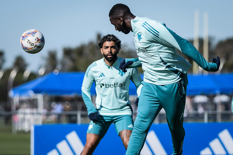 Cruzeiro antecipa fim de contrato com atacante