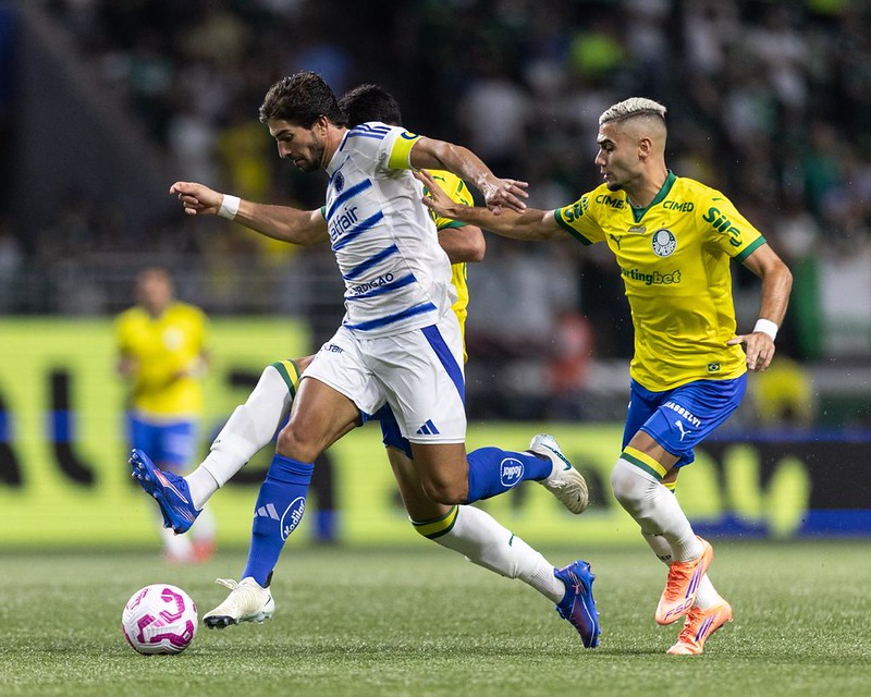 Palmeiras x Cruzeiro será anulado após análise de expulsão do VAR? Confirmado