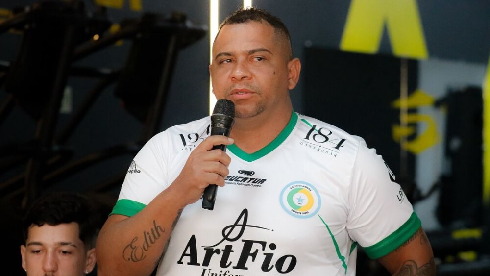 Forma física de Walter chama atenção em seu retonro à Primeira Divisão