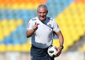 Ancelotti só foi avisado: Tite está de volta no Brasil