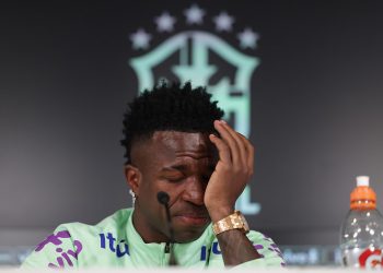 Por 300 milhões de euros, Real Madrid vende Vinicius Jr