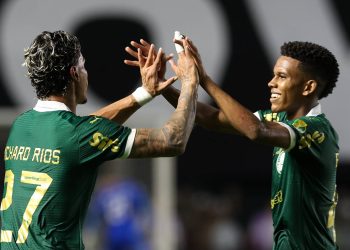Nome que Estêvão conhece bem deixa tudo onde estava e assina com o Cruzeiro