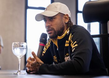 Neymar perdoa dívida de R$ 100 milhões para se tornar dono do Santos