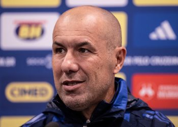 Leonardo Jardim acordou em berço esplêndido com essa notícia que recebeu do Cruzeiro