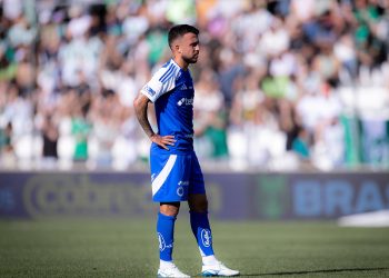 Matheus Henrique encerra ciclo no Cruzeiro logo após voltar de lesão