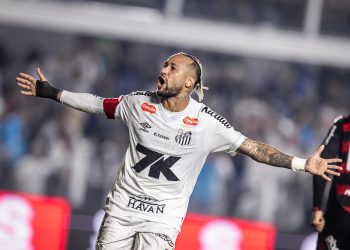 Logo após Pedrinho assinar com Neymar, Cruzeiro decide dar ajudinha ao Santos na Série A