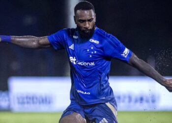 Salário de Gerson no Cruzeiro faz o de Paquetá no Flamengo parecer piada