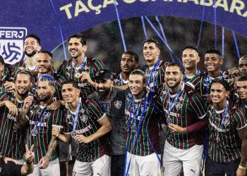 Enquanto Gerson recebe R$ 2 milhões por mês, Fluminense oferece ainda mais para contratar atacante