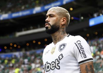 R$ 20 milhões e Palmeiras corre contra o tempo para evitar Barboza no Cruzeiro