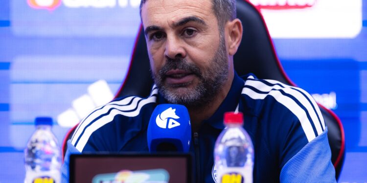 Artur Jorge dá aval e Cruzeiro avança por reforços de R$ 66 milhões