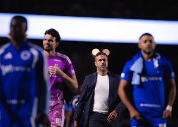 Artur Jorge aposta em reforço de R$ 178,6 milhões para mudar tudo no Cruzeiro